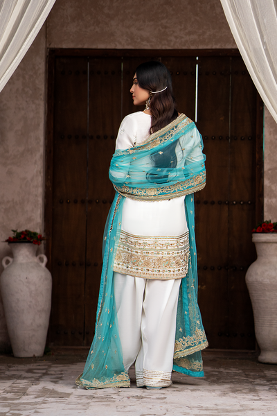Erum Khan | Sakhiyan Formals | SUFAID PHOOL -  Erum Khan Formal - Original Designer Dress - House of Maryam