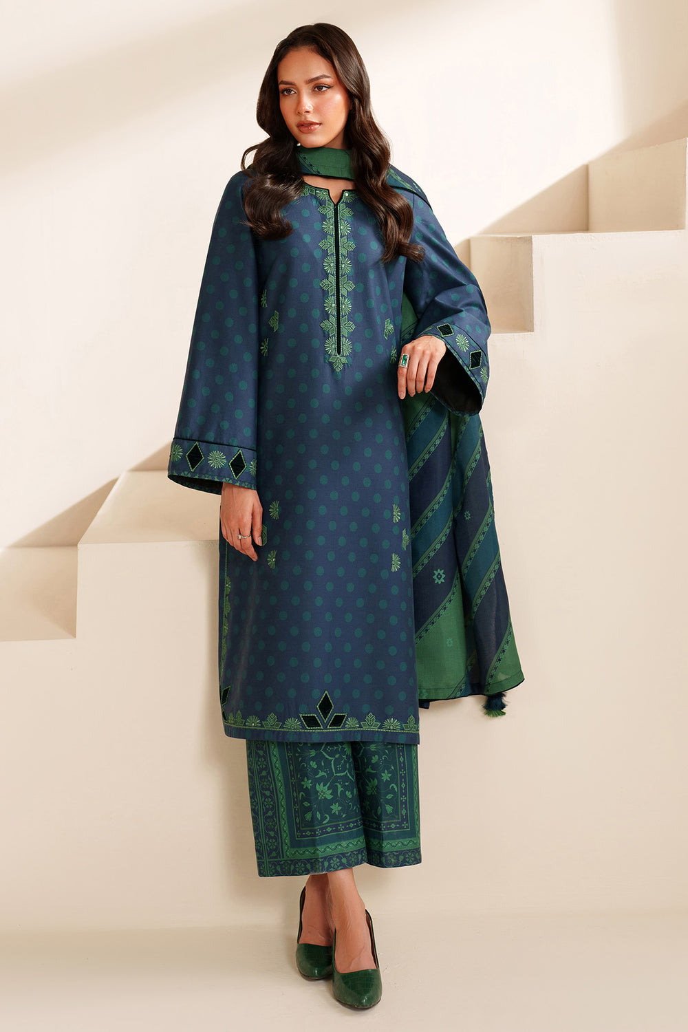 Jazmin | Winter 25 | UW-0222-4
