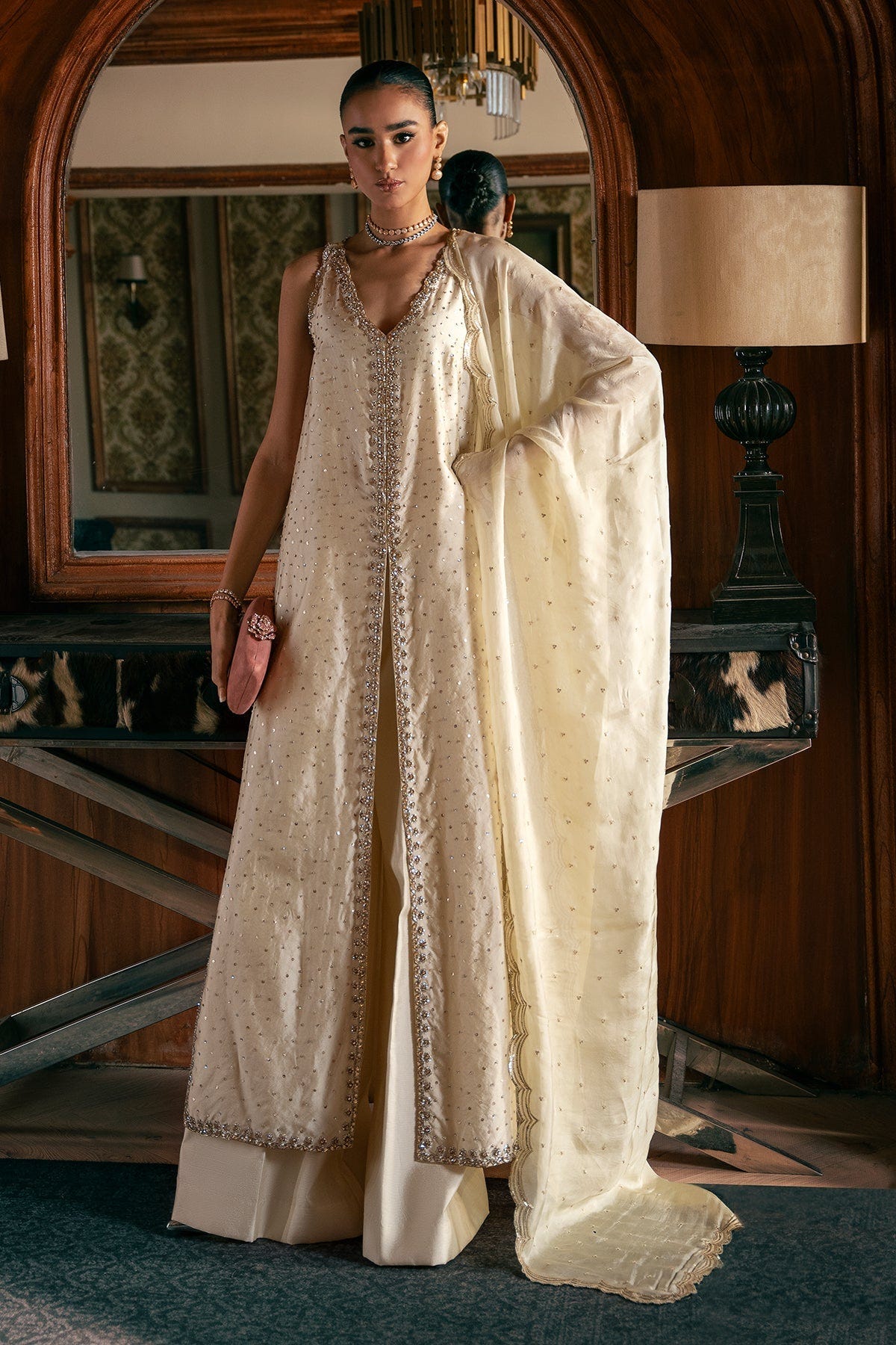 Mina Kashif | Emilie Formals | Rosia