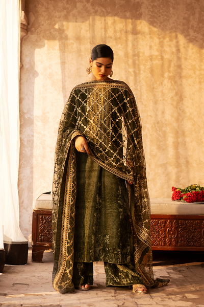 Erum Khan | Sakhiyan Formals | HENA -  Erum Khan Formal - Original Designer Dress - House of Maryam