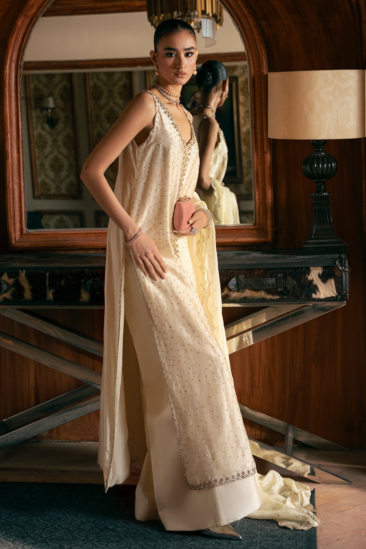 Mina Kashif | Emilie Formals | Rosia, image 3