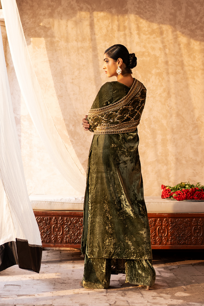 Erum Khan | Sakhiyan Formals | HENA -  Erum Khan Formal - Original Designer Dress - House of Maryam