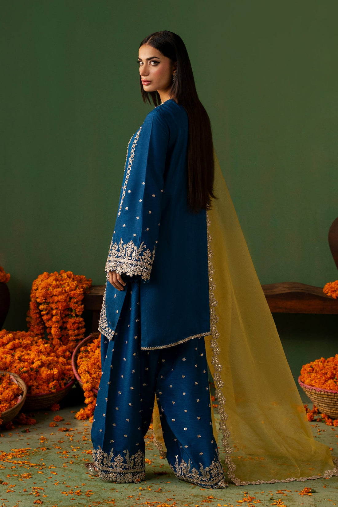 Soie | Lyra Formlas 25' | Raynah