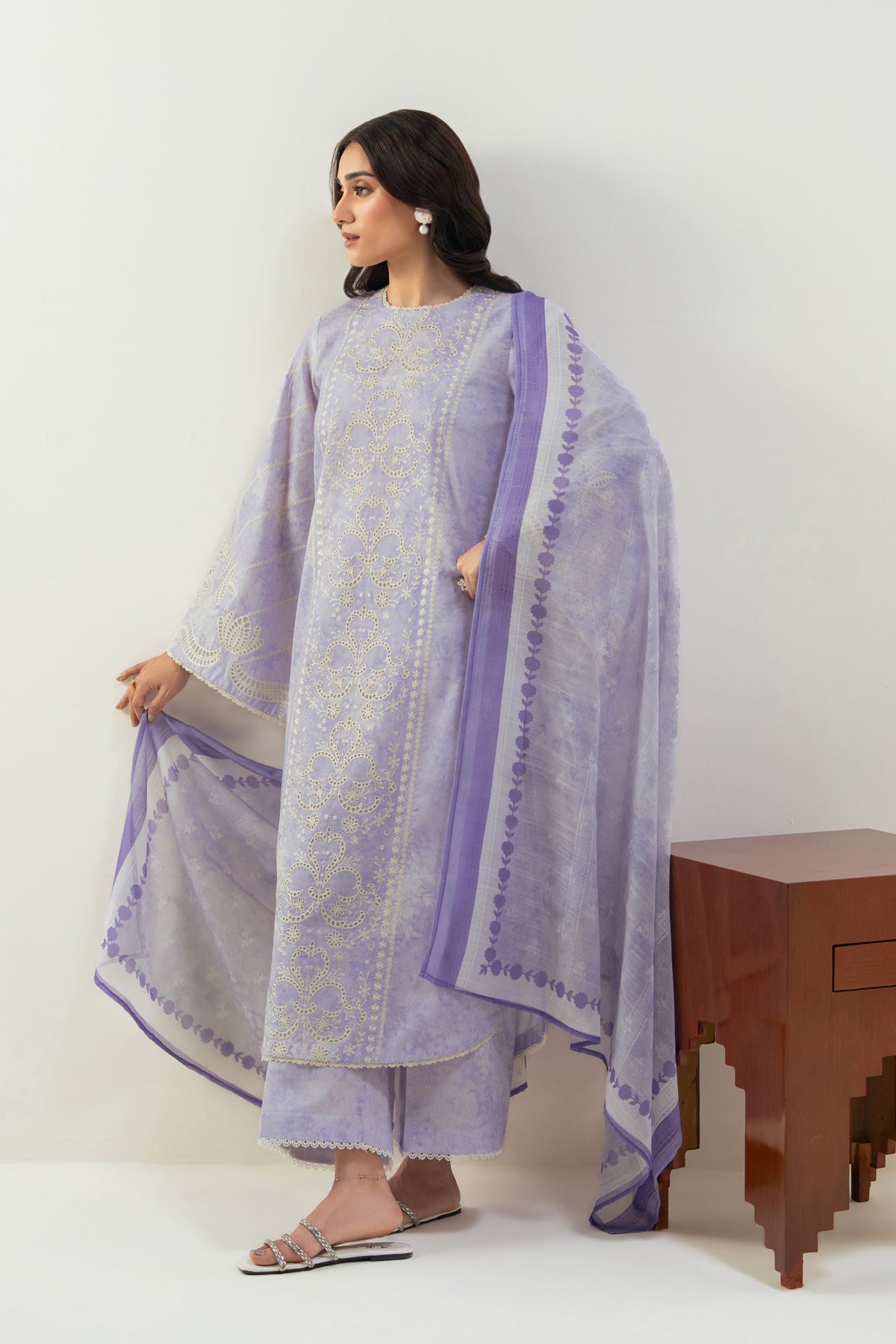Xenia Formals | Namah Lawn 26 | AMZIN, image 4