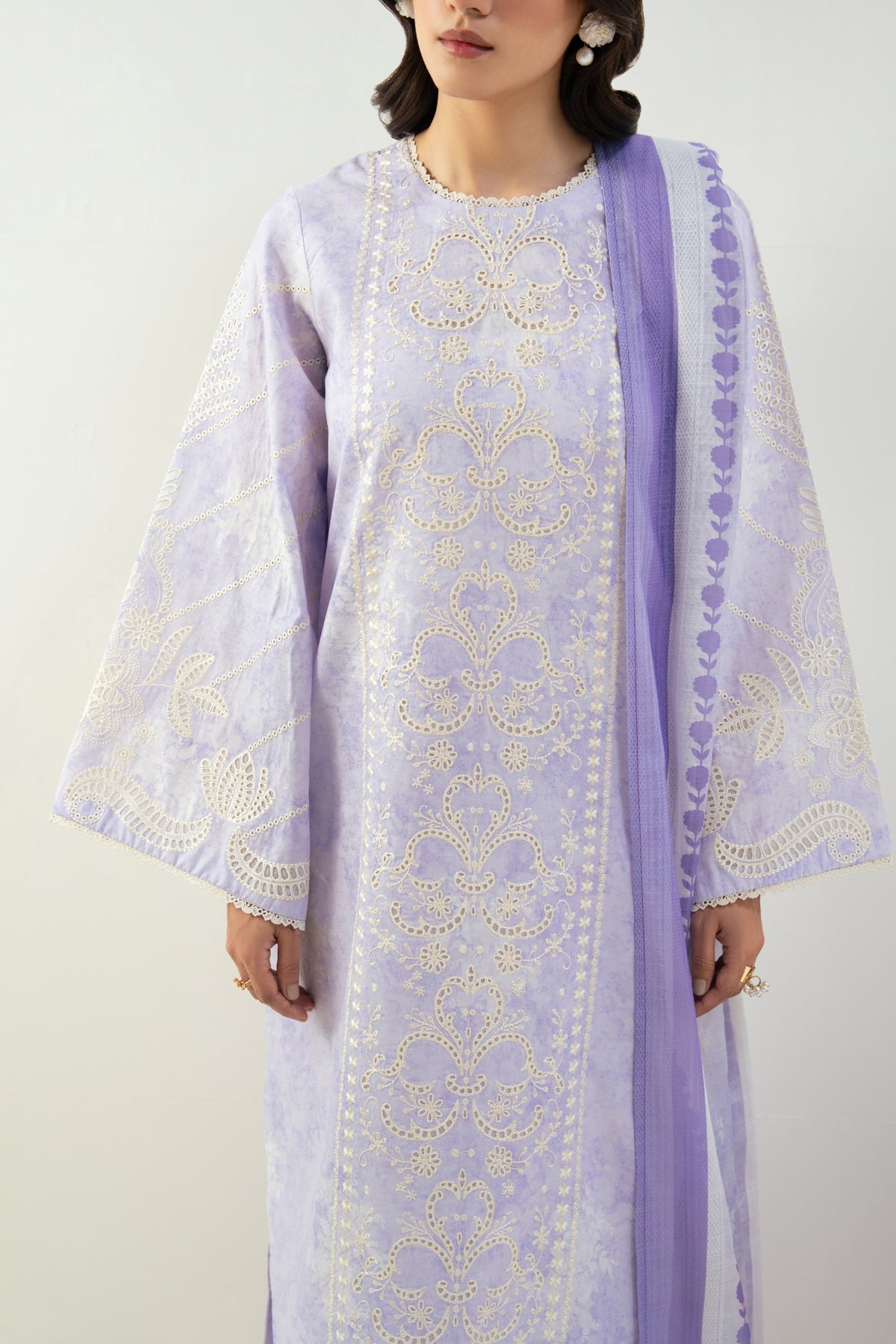 Xenia Formals | Namah Lawn 26 | AMZIN, image 3