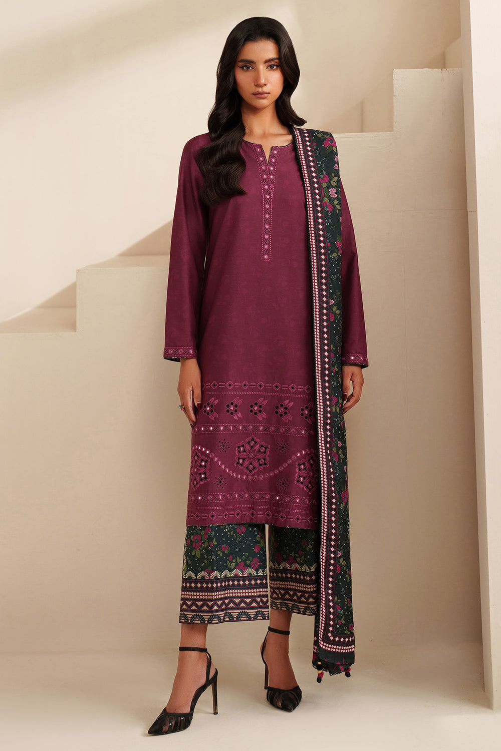 Jazmin | Winter 25 | UW-0225