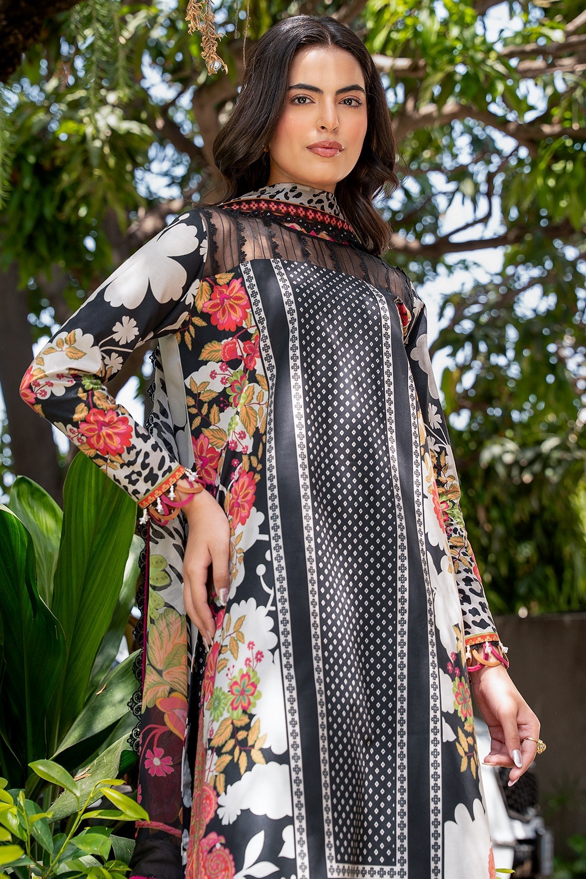 Charizma | C Print Lawn | CP6-21, image 3