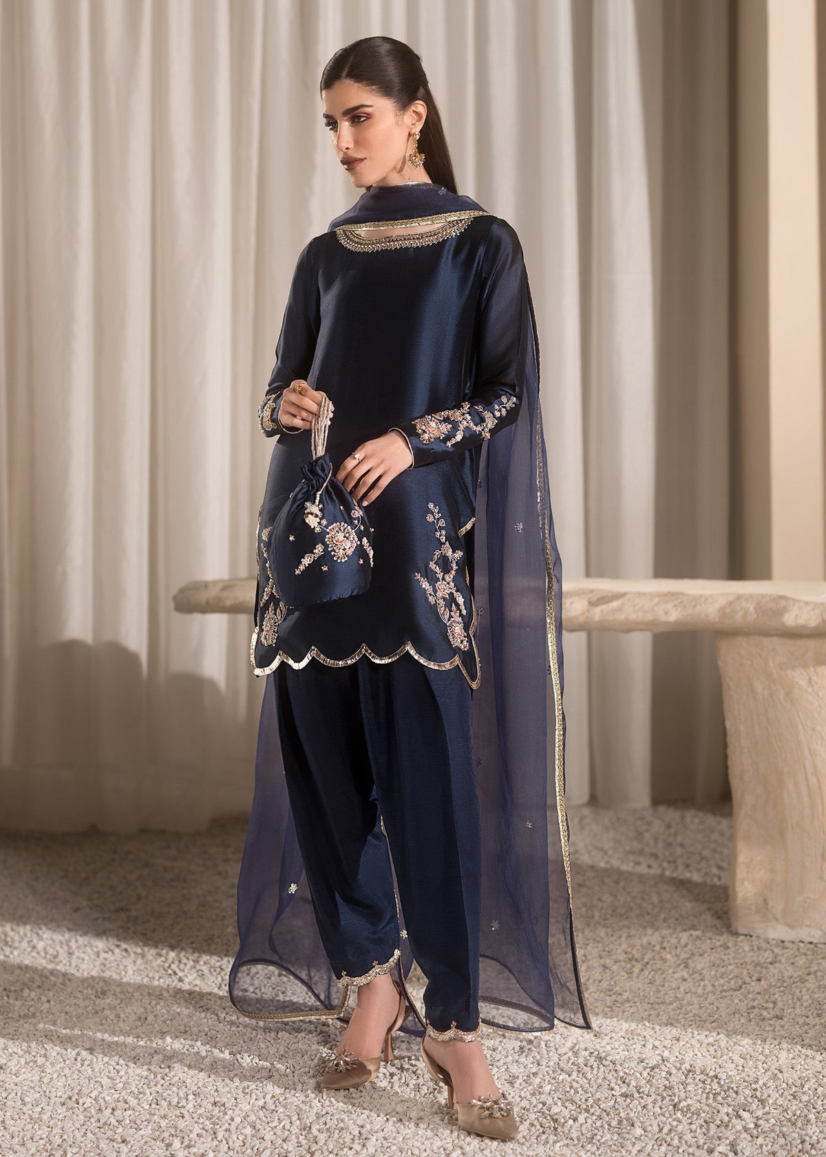 Mahum Asad | Breaking the Bar | Diva -  Mahum Asad Ladies Clothes - Original Designer Dress - House of Maryam
