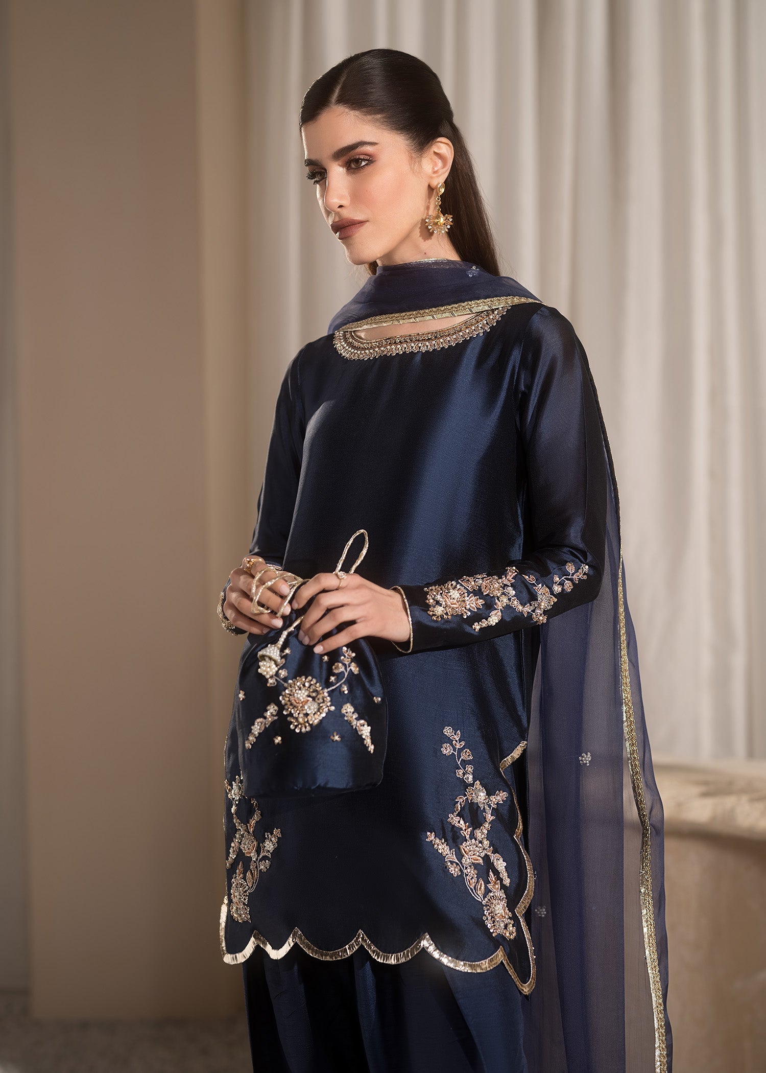 Mahum Asad | Breaking the Bar | Diva -  Mahum Asad Ladies Clothes -  House of Maryam