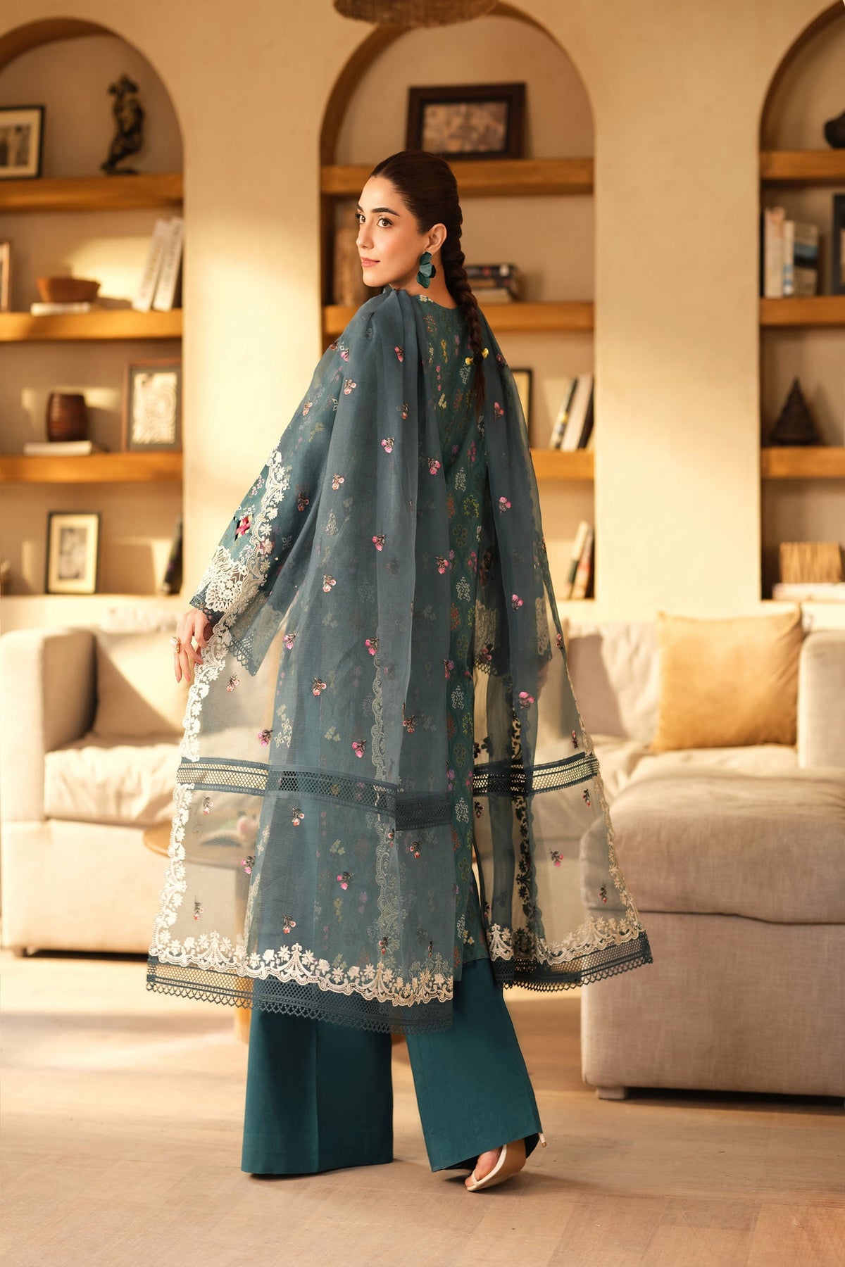 Maryam Hussain | Luxury Lawn 25 | Seashell -  Maryam Hussain Ladies Clothes - Original Designer Dress - House of Maryam
