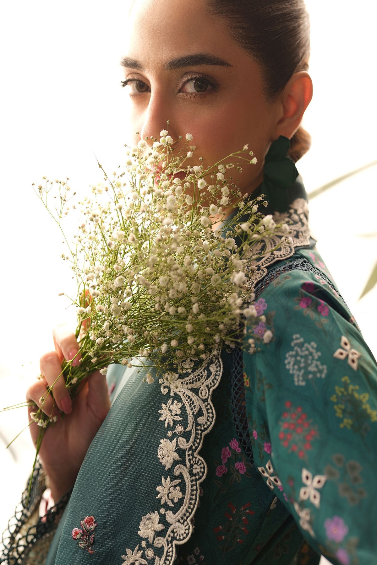 Maryam Hussain | Luxury Lawn 25 | Seashell -  Maryam Hussain Ladies Clothes - Original Designer Dress - House of Maryam