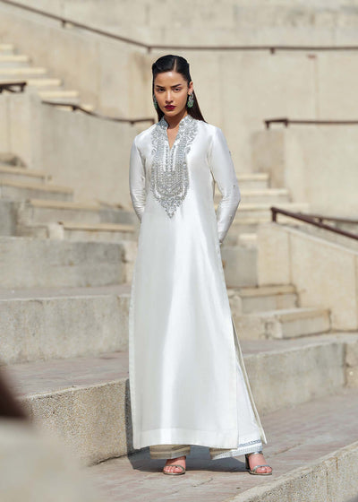 Mahum Asad | Sarai Luxury Formals | Platinum