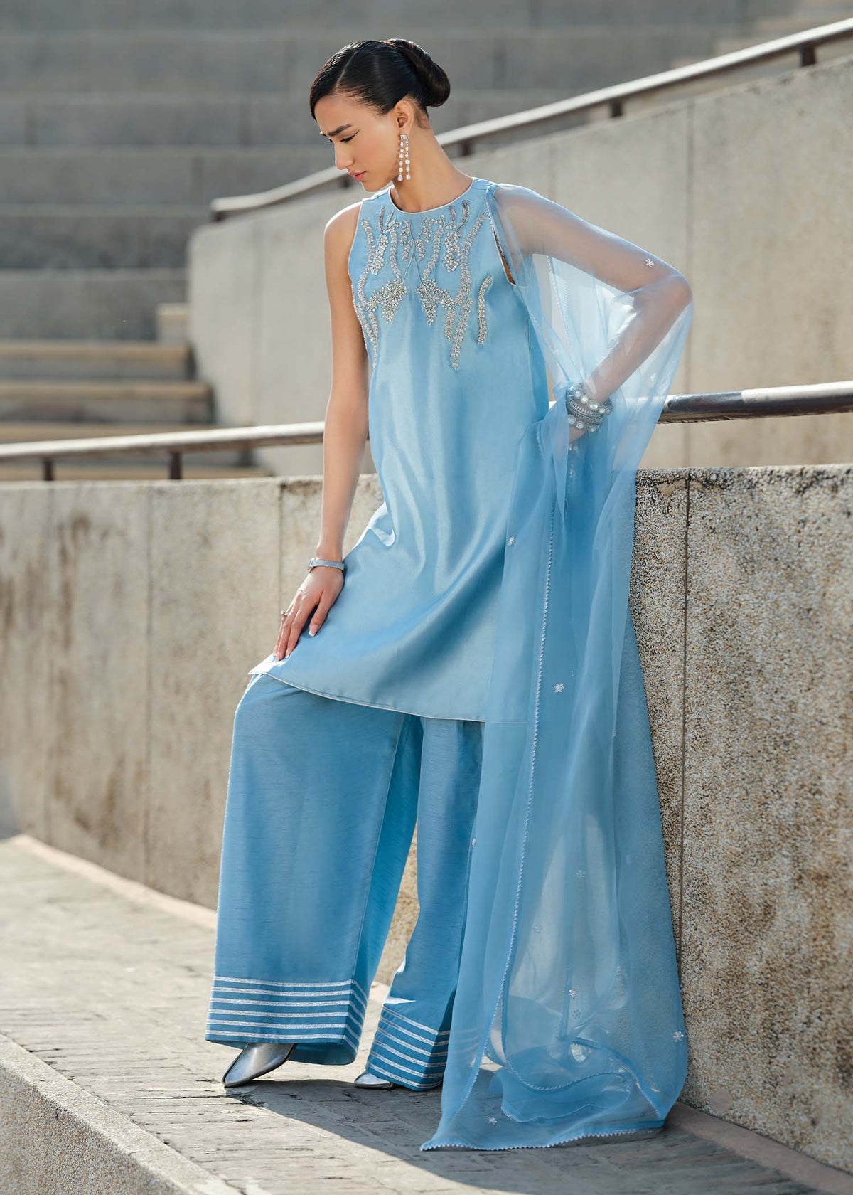 Mahum Asad | Sarai Luxury Formals | Skyline, image 2