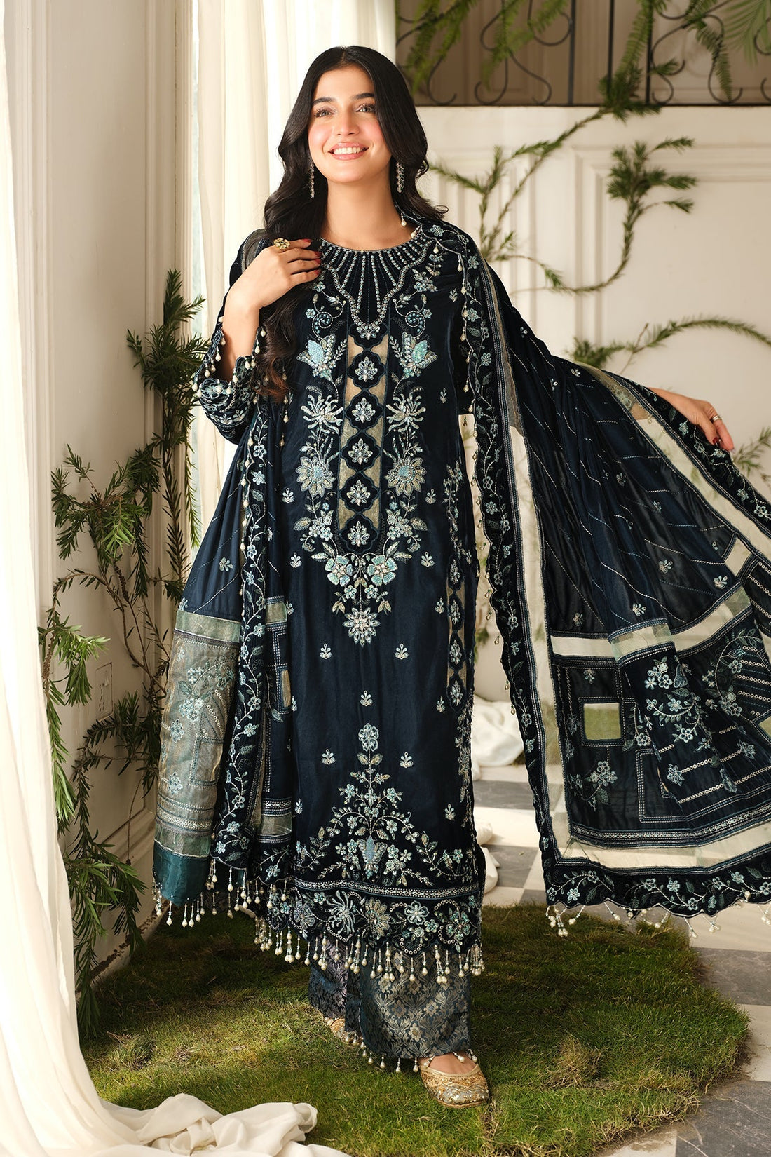 Raeesa Premium | Sheen Luxury Velvet | Zeve -  Raeesa Premium Ladies Clothes -  House of Maryam