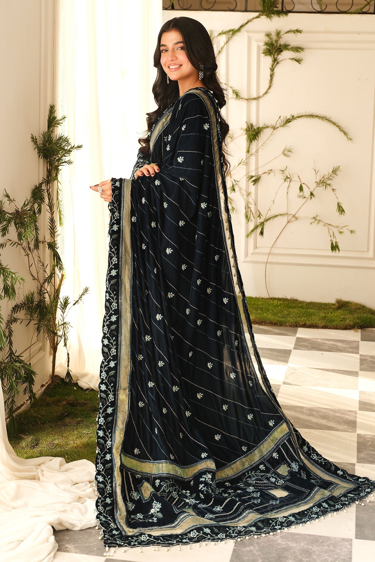 Raeesa Premium | Sheen Luxury Velvet | Zeve -  Raeesa Premium Ladies Clothes - Original Designer Dress - House of Maryam