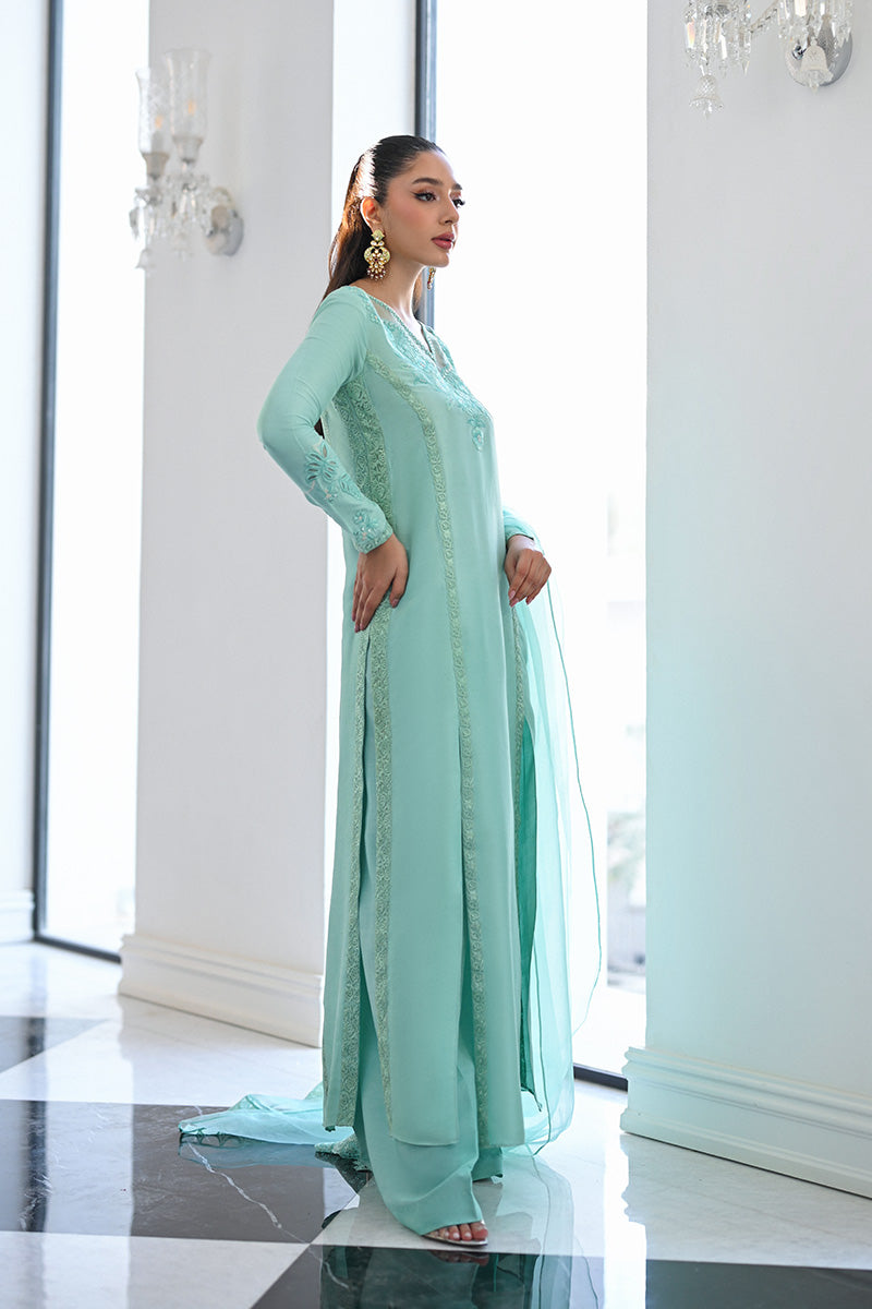Mina Hasan | Signature Pret | Nyra-5