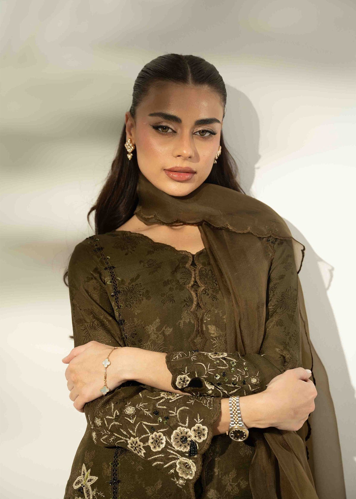 Umsha | Lumiere Luxe Edit | Olive Mossique-3