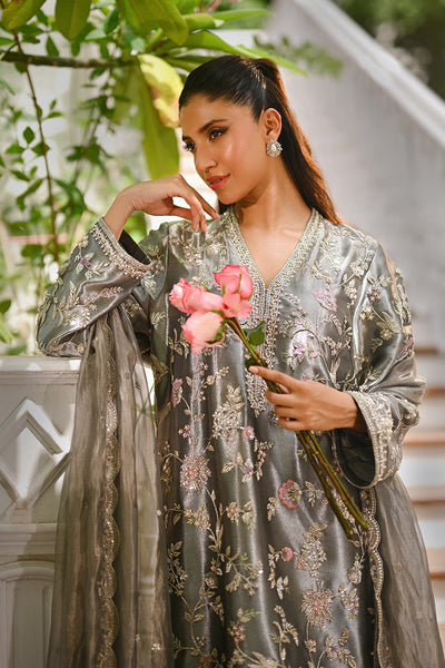 Sania Maskatiya | Fall Festive Shimmer | Gaia