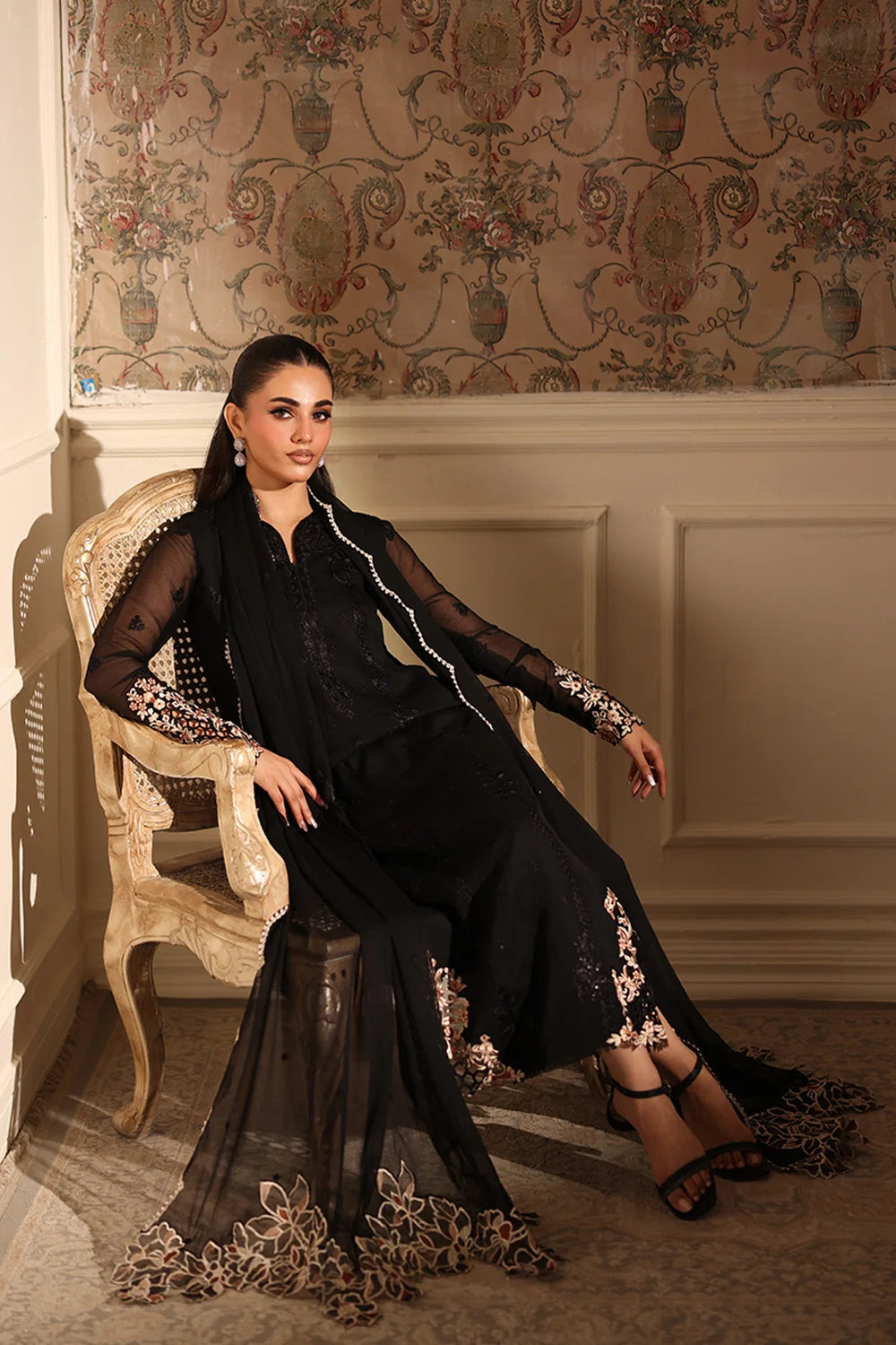 Azure | Ensembles | Dusken Lace, image 8