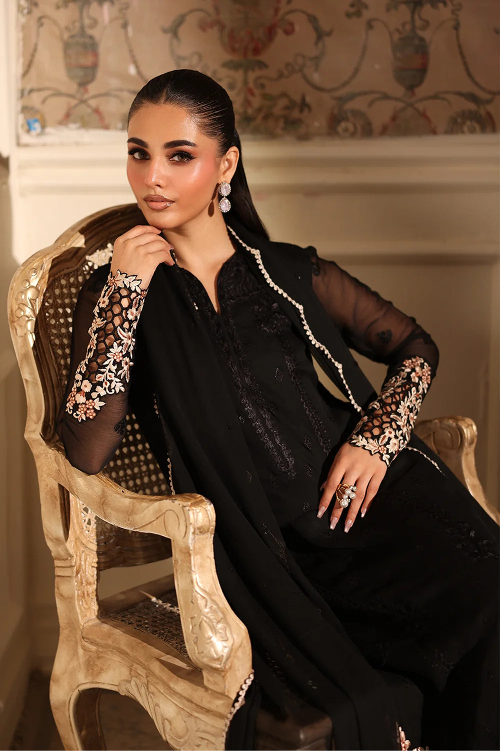 Azure | Ensembles | Dusken Lace, image 9