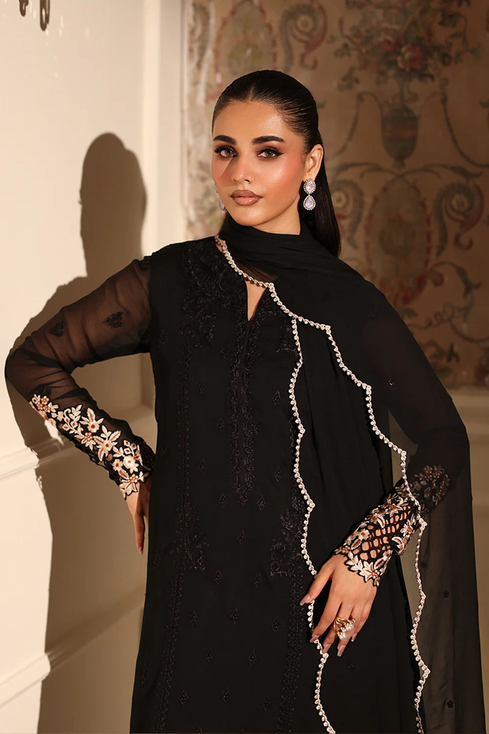 Azure | Ensembles | Dusken Lace, image 3