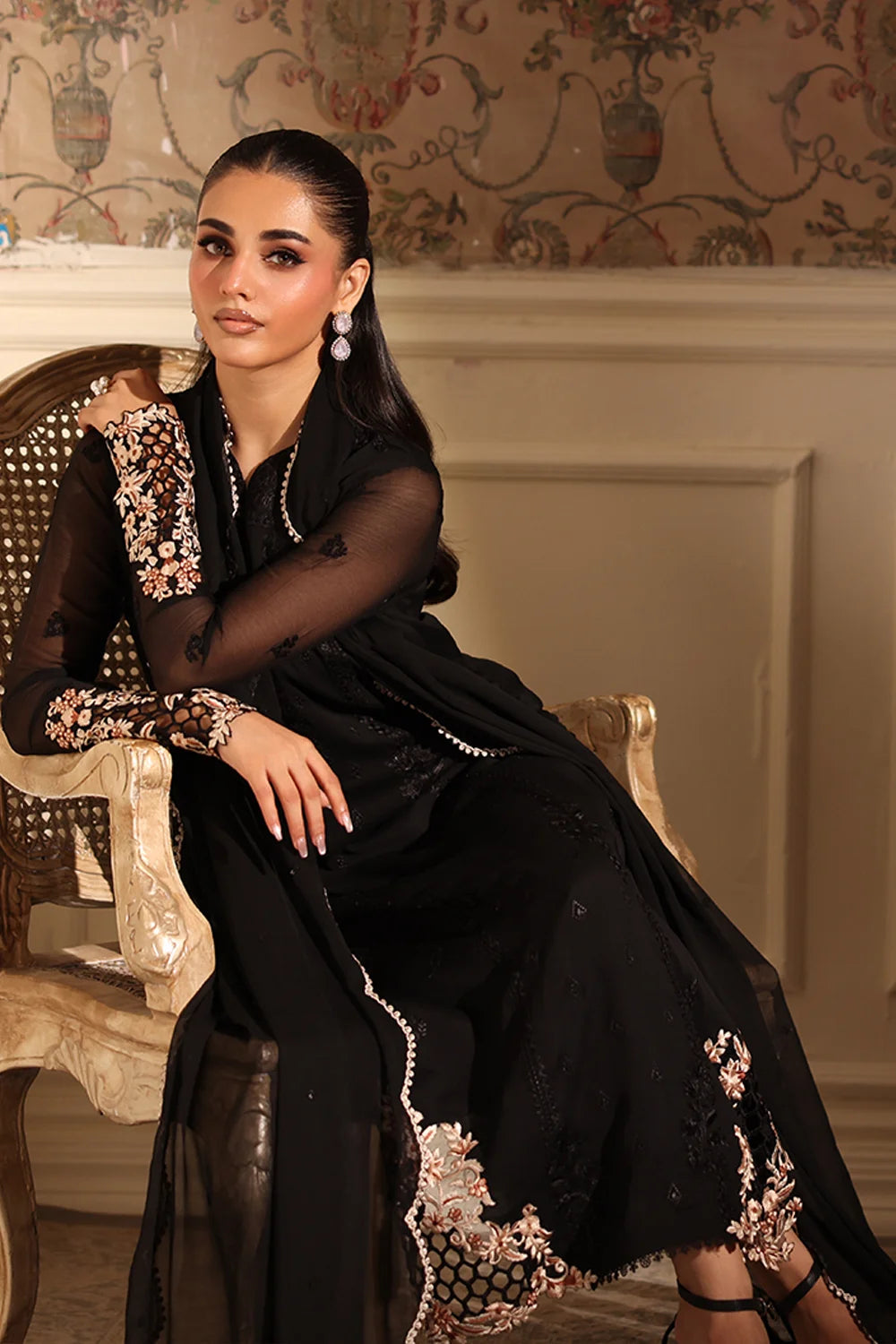 Azure | Ensembles | Dusken Lace, image 6