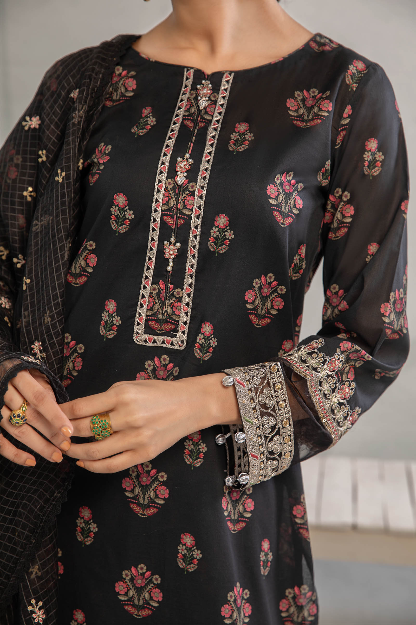 Maira B | Ready to Wear | DW-EA23-06R1 -  Maria B Luxury Pret -  House of Maryam