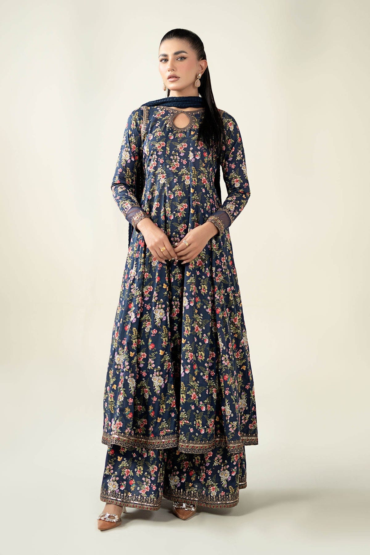 Maria B | Luxury Winter Pret 25 | DW-EA24-81R1-Blue