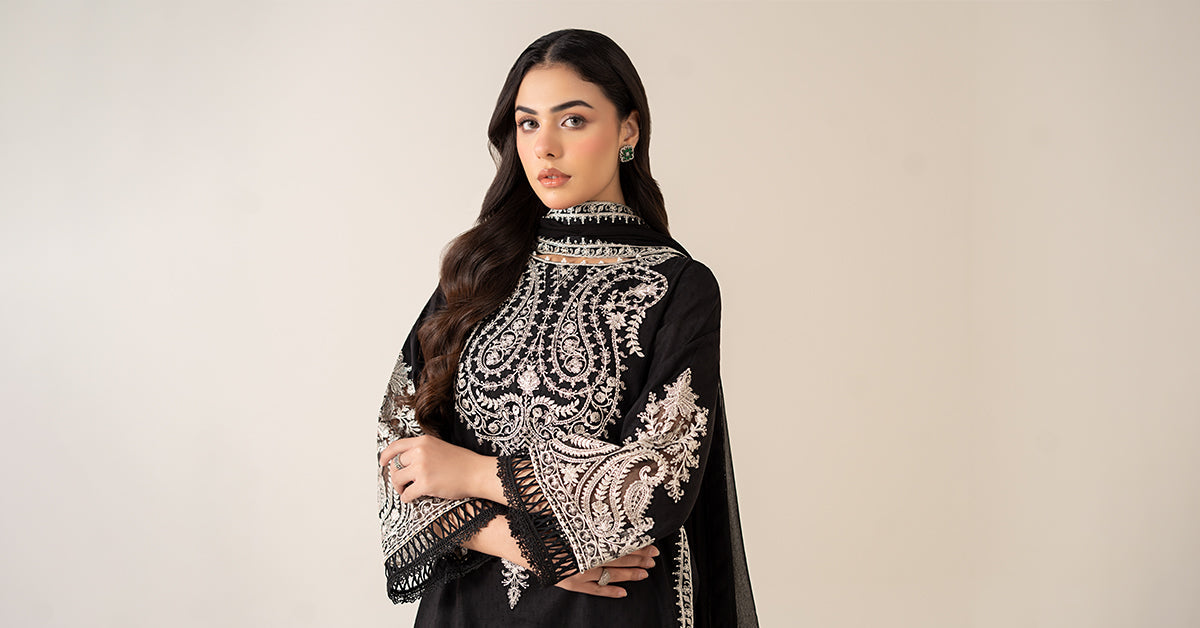Maria B | Luxury Winter Pret 25 | DW-MN25-12-Black, image 8