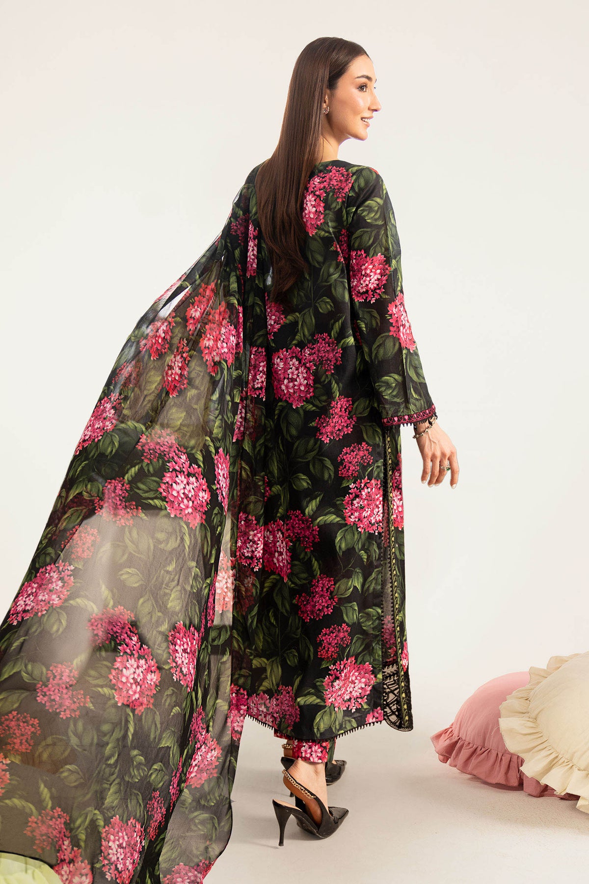 Maria B | Luxury Pret Pre Fall | DW-PF26-15-Black, image 2