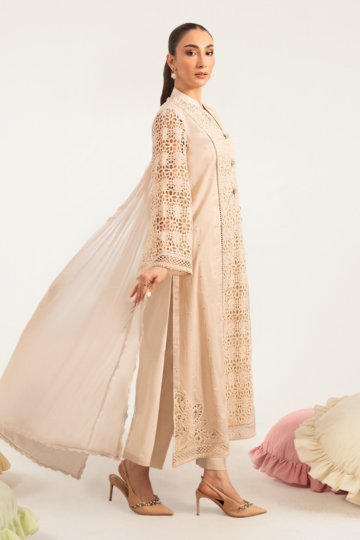 Maria B | Luxury Pret Pre Fall | DW-PF26-18-BEIGE, image 4
