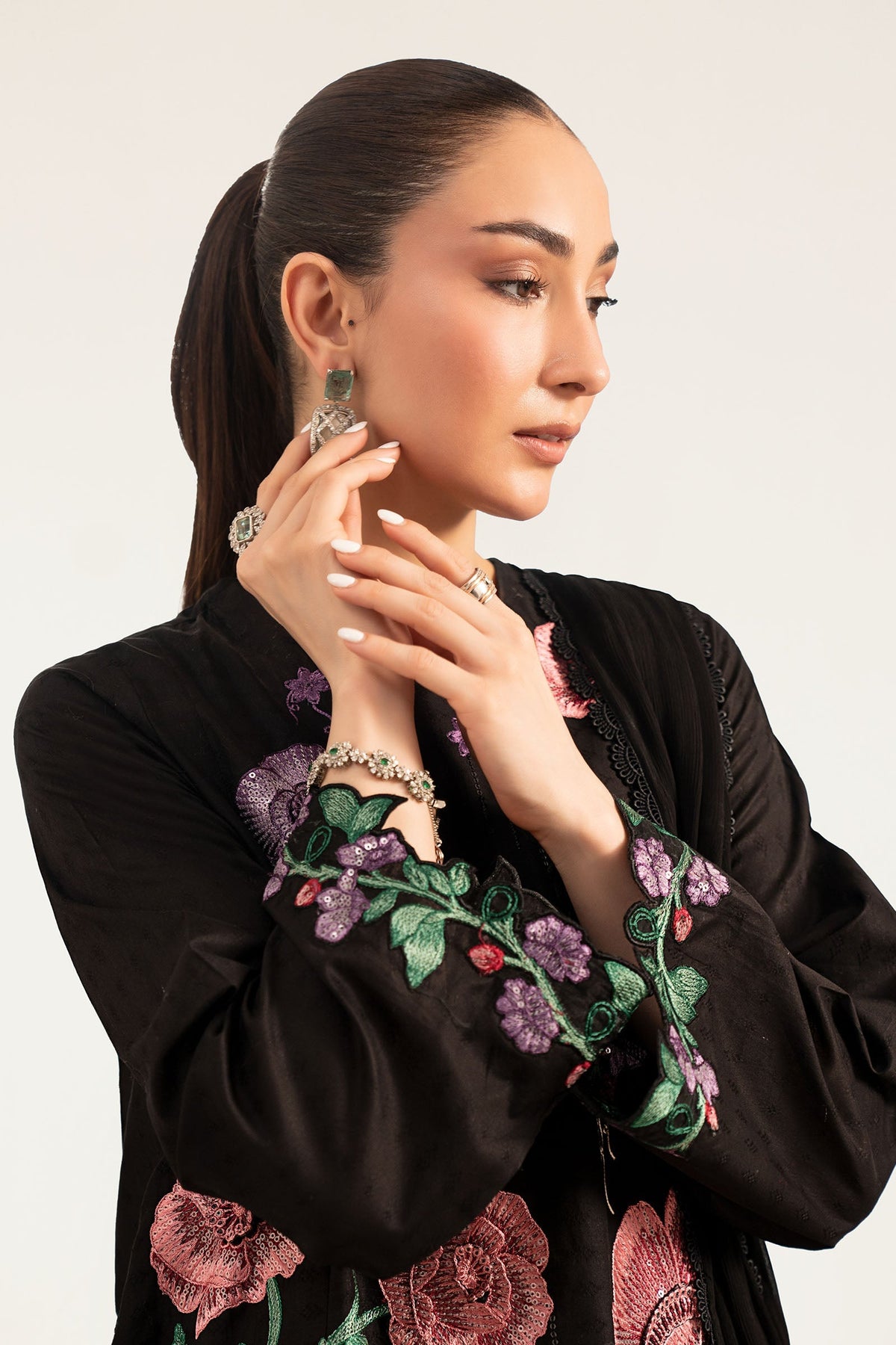Maria B | Luxury Pret Pre Fall | DW-PF26-20-Black, image 3