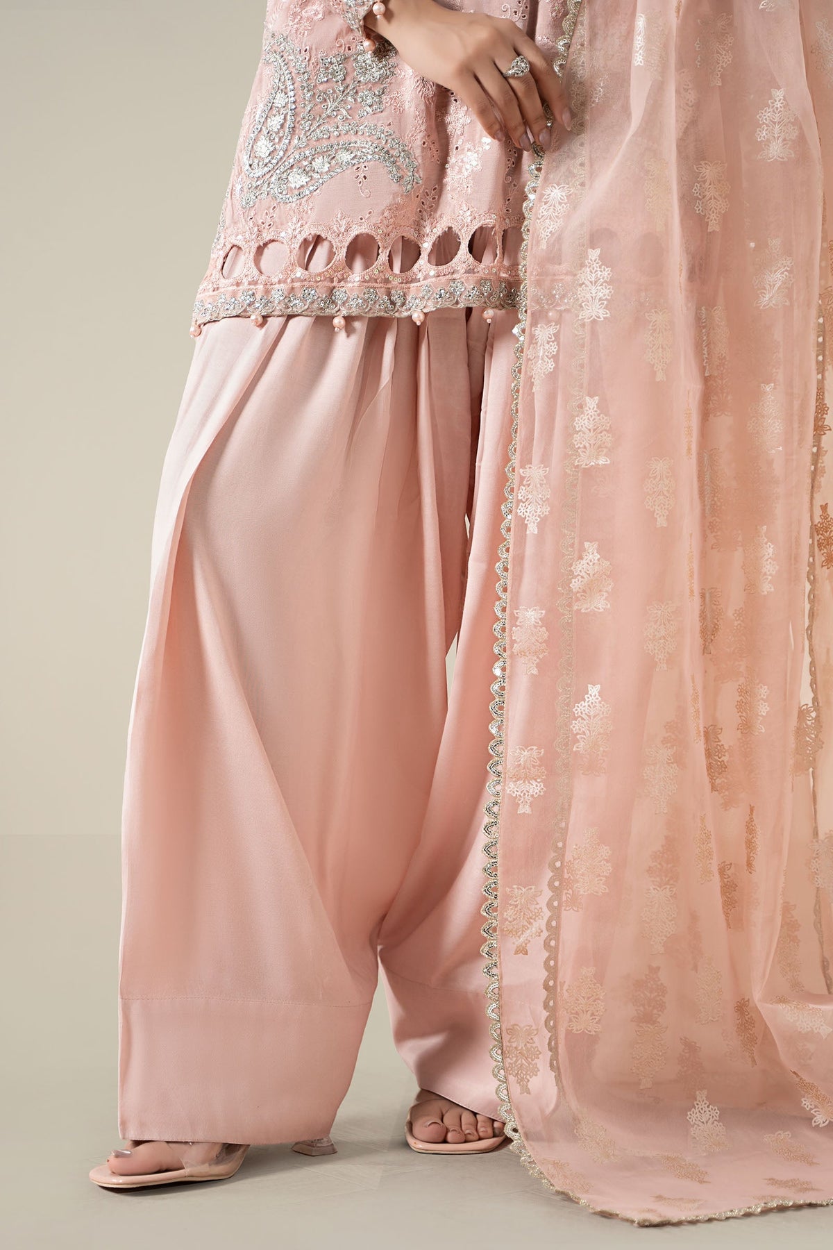Maria B | Luxury Winter Pret 25 | DW-EA25-13-Peach-6