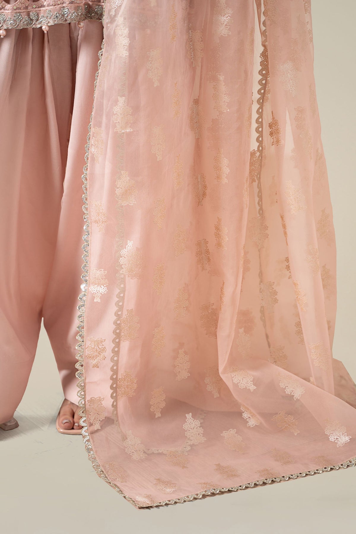 Maria B | Luxury Winter Pret 25 | DW-EA25-13-Peach-9