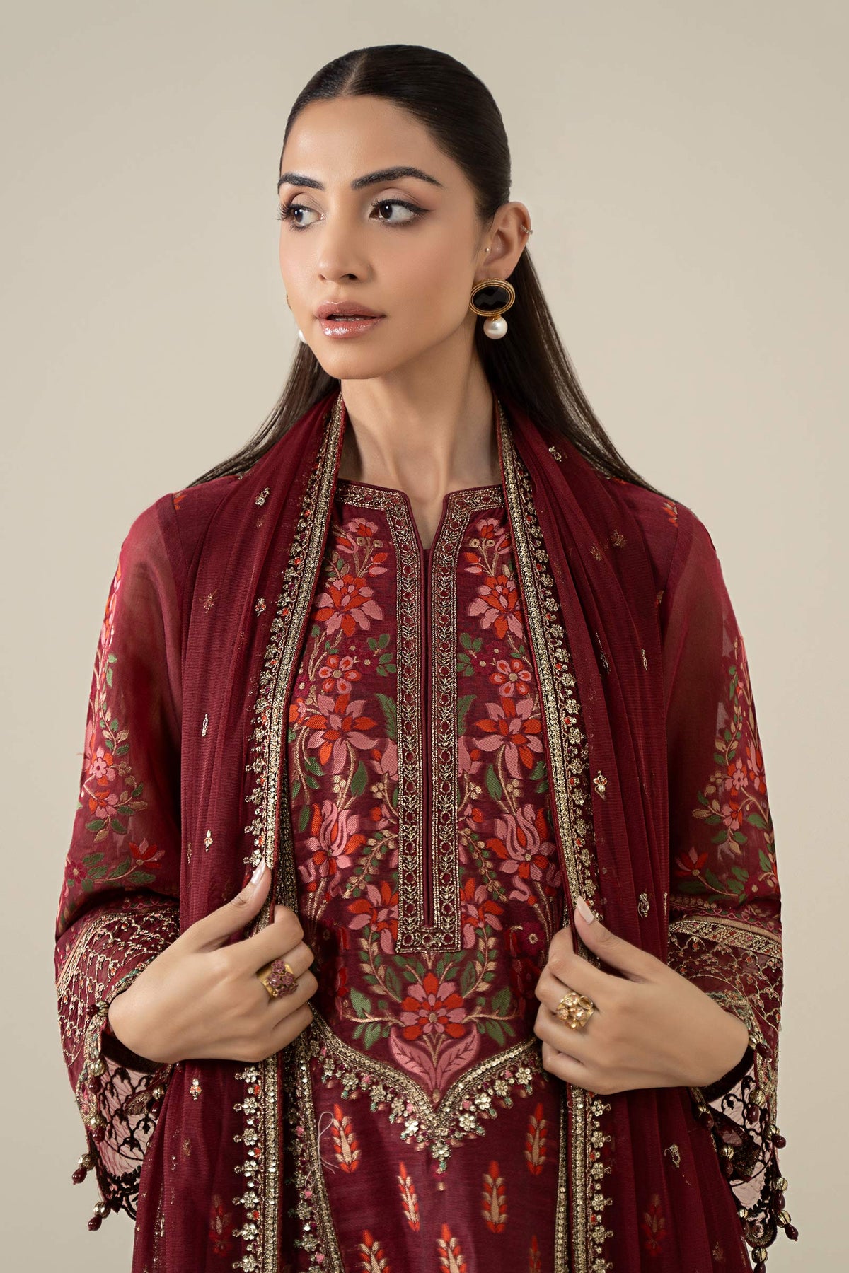 Maria B | Luxury Winter Pret 25 | DW-EA25-59-Red, image 4