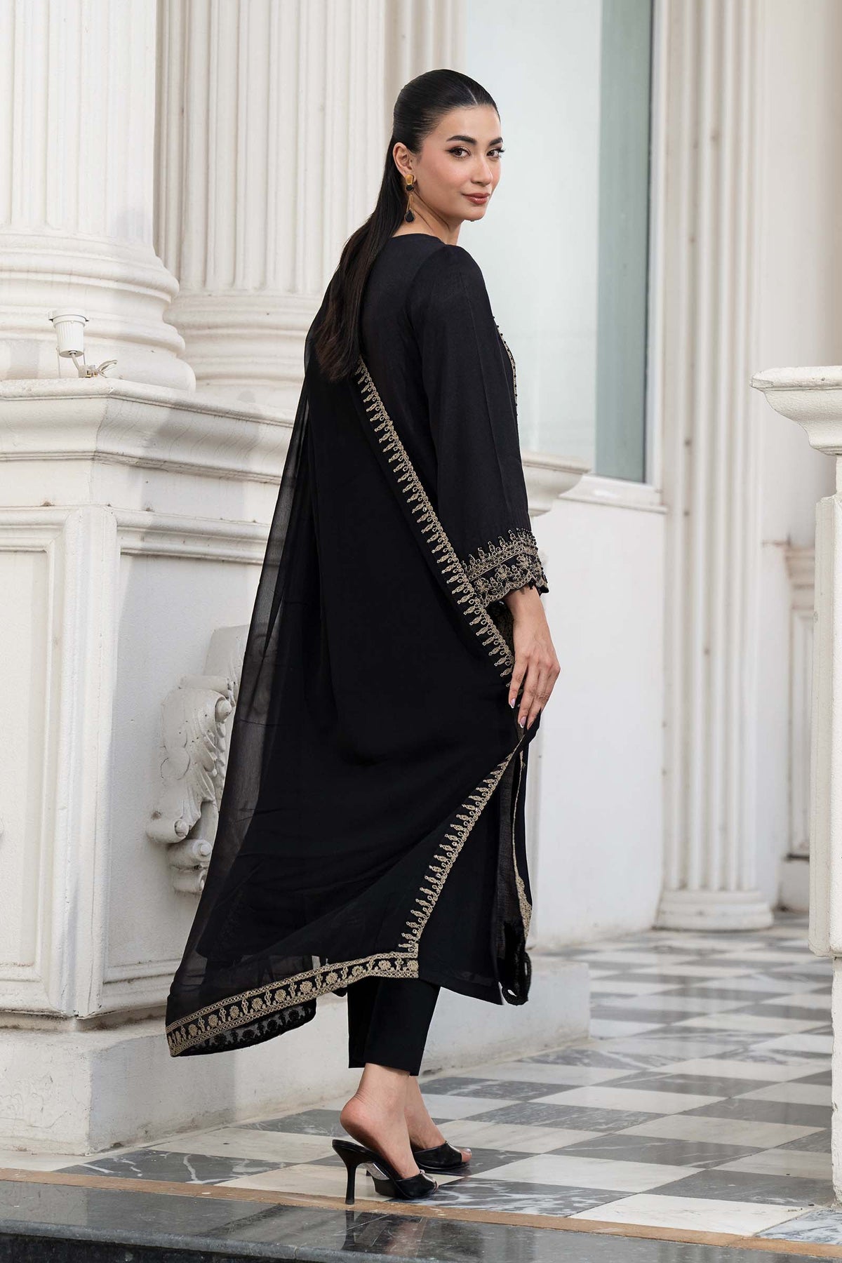 Maria B | Luxury Pret Pre Fall | DW-EF26-106-Black, image 2