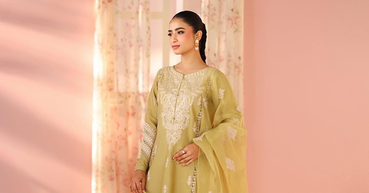 Maria B | Luxury Winter Pret 25 | DW-PF25-34-Light Green, image 6