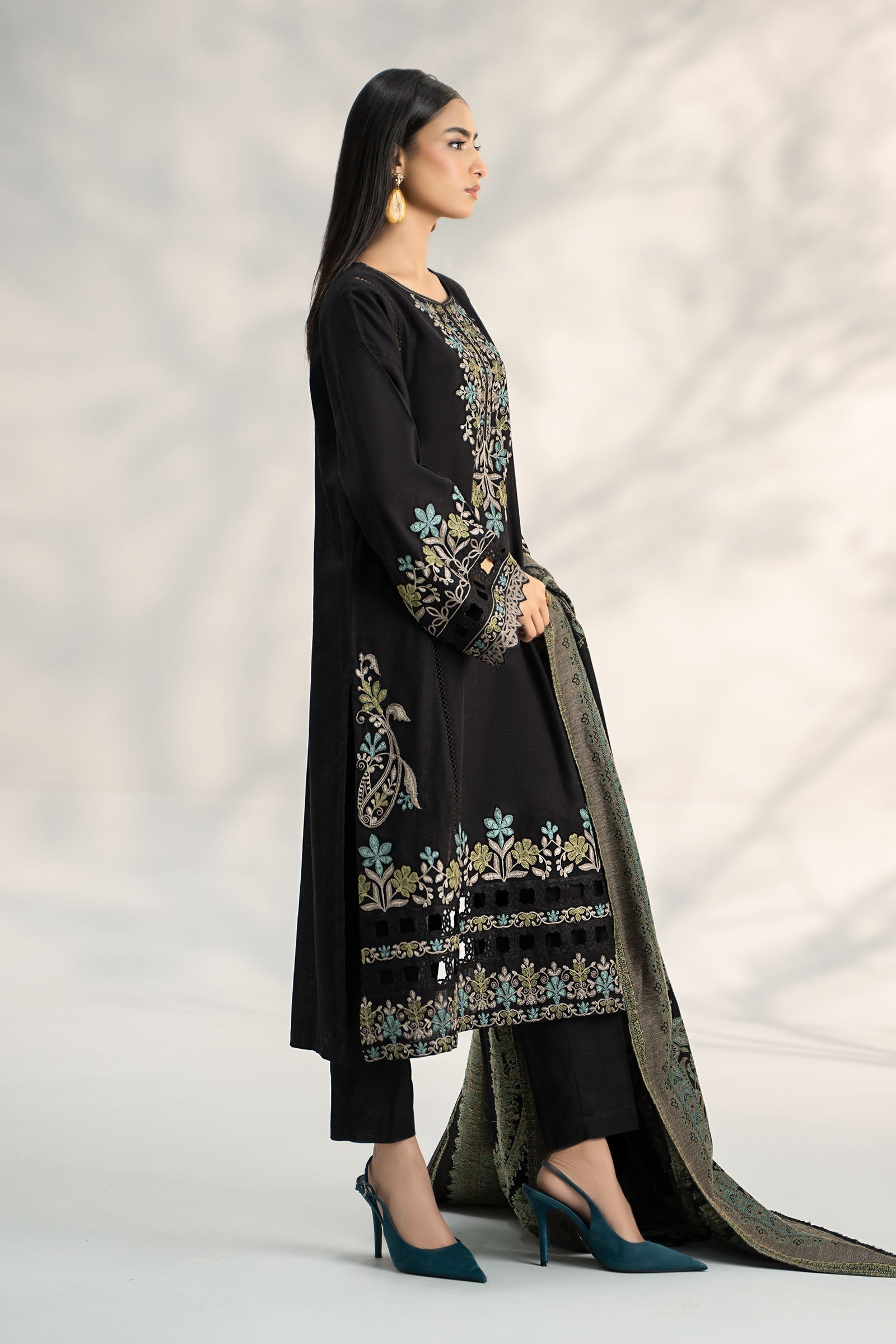 Maira B | Ready to Wear | DW-W24-19 -  Maria B Luxury Pret -  House of Maryam