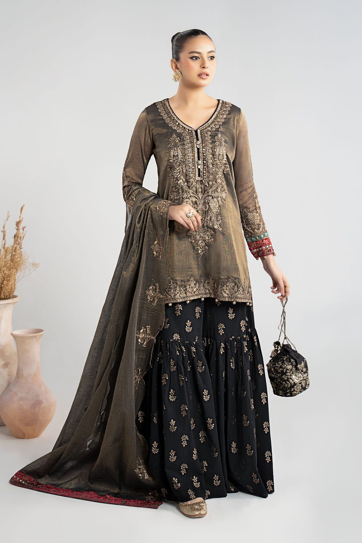 Maria B | Luxury Winter Pret 25 | DW-W25-01-Black