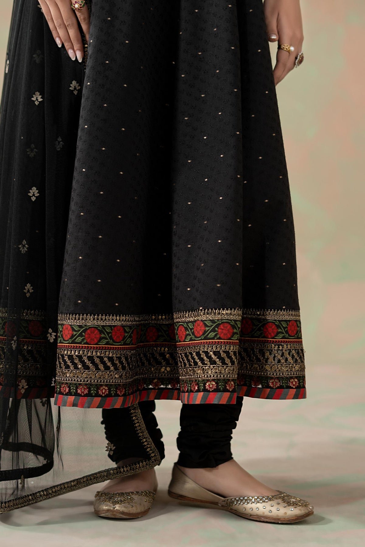 Maria B | Luxury Pret Winter 25 | DW-W25-28, image 5