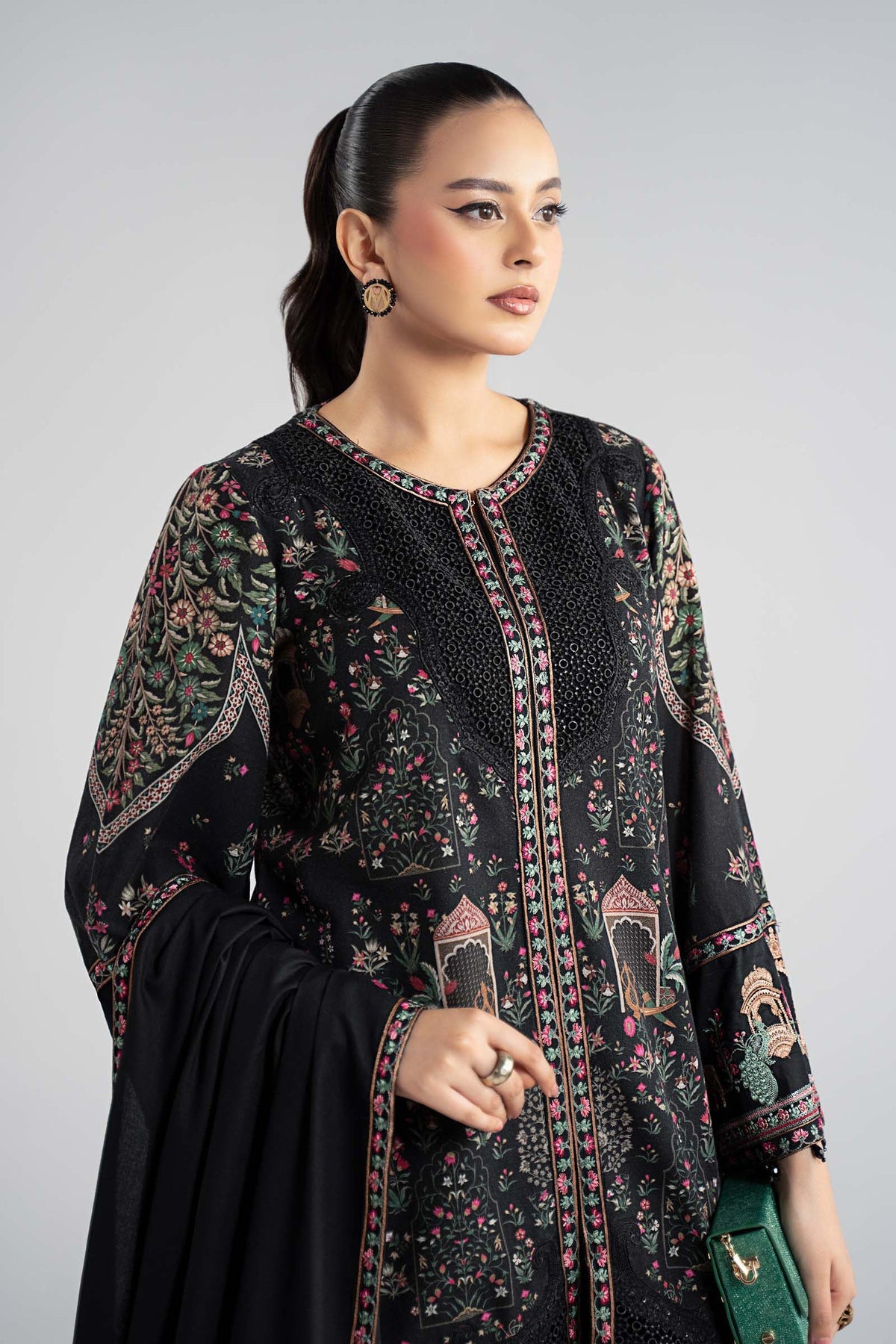 Maria B | Pre Fall Dresses | 3 Piece Embroidered Khaddar Suit ZF, image 4