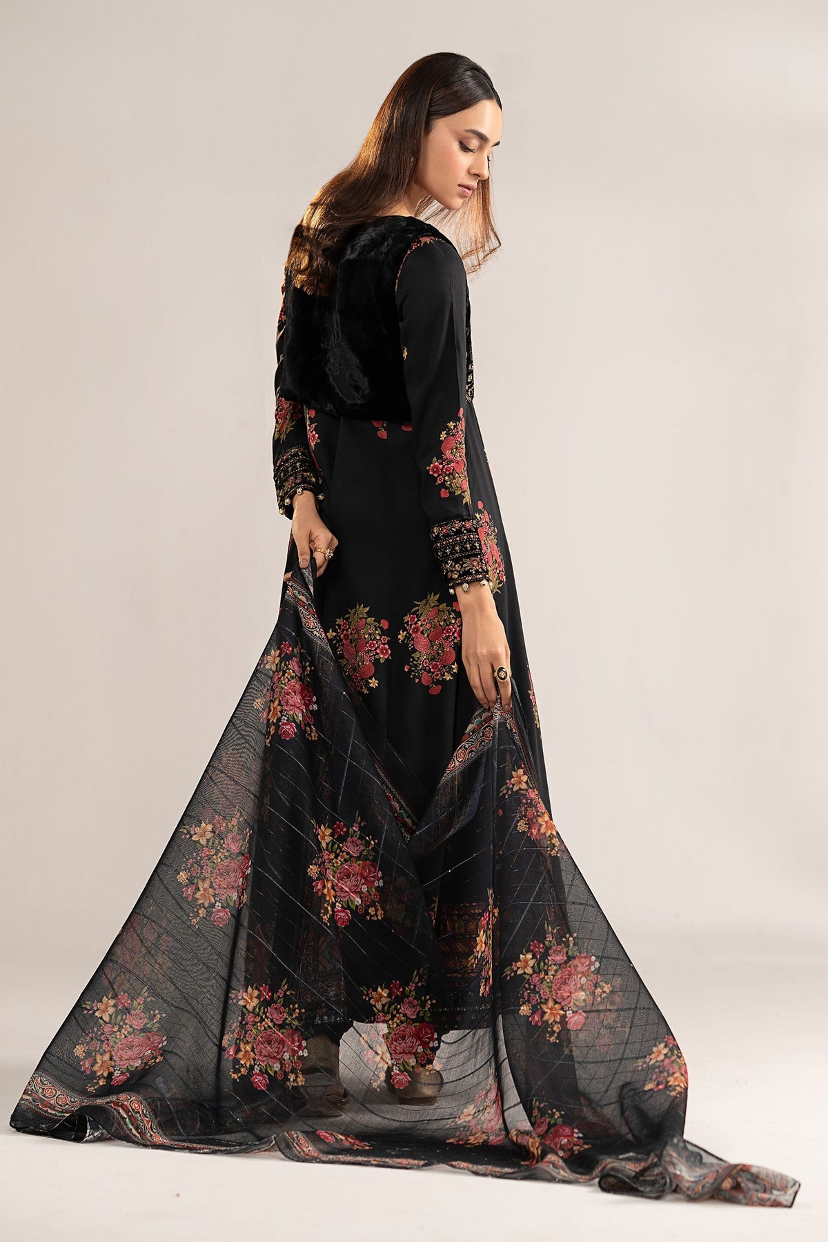 Maria B | Luxury Pret Winter 25 | DW-W25-39-2