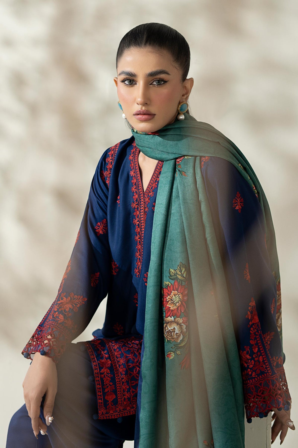 Maria B | Pre Fall Dresses | 3 Piece Embroidered Marina Suit WW, image 4