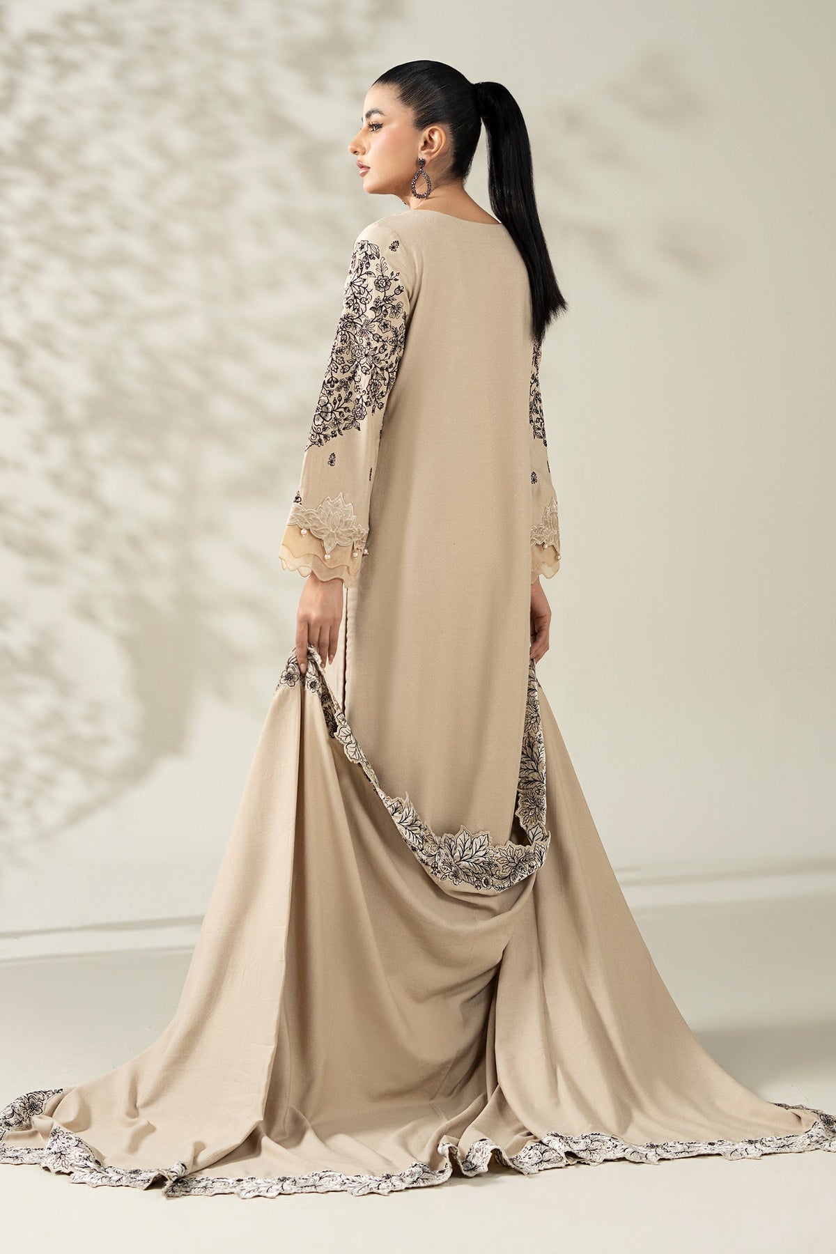 Maria B | Luxury Winter Pret 25 | DW-W25-47-BEIGE, image 2