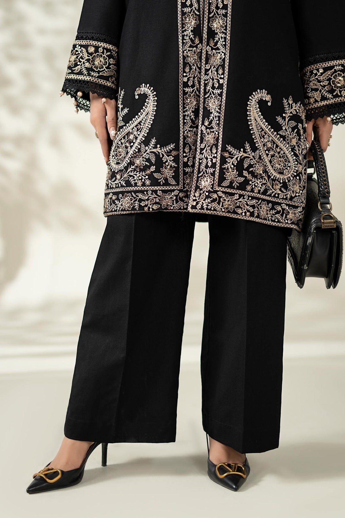 Maria B | Luxury Winter Pret 25 | DW-W25-49-Black, image 8