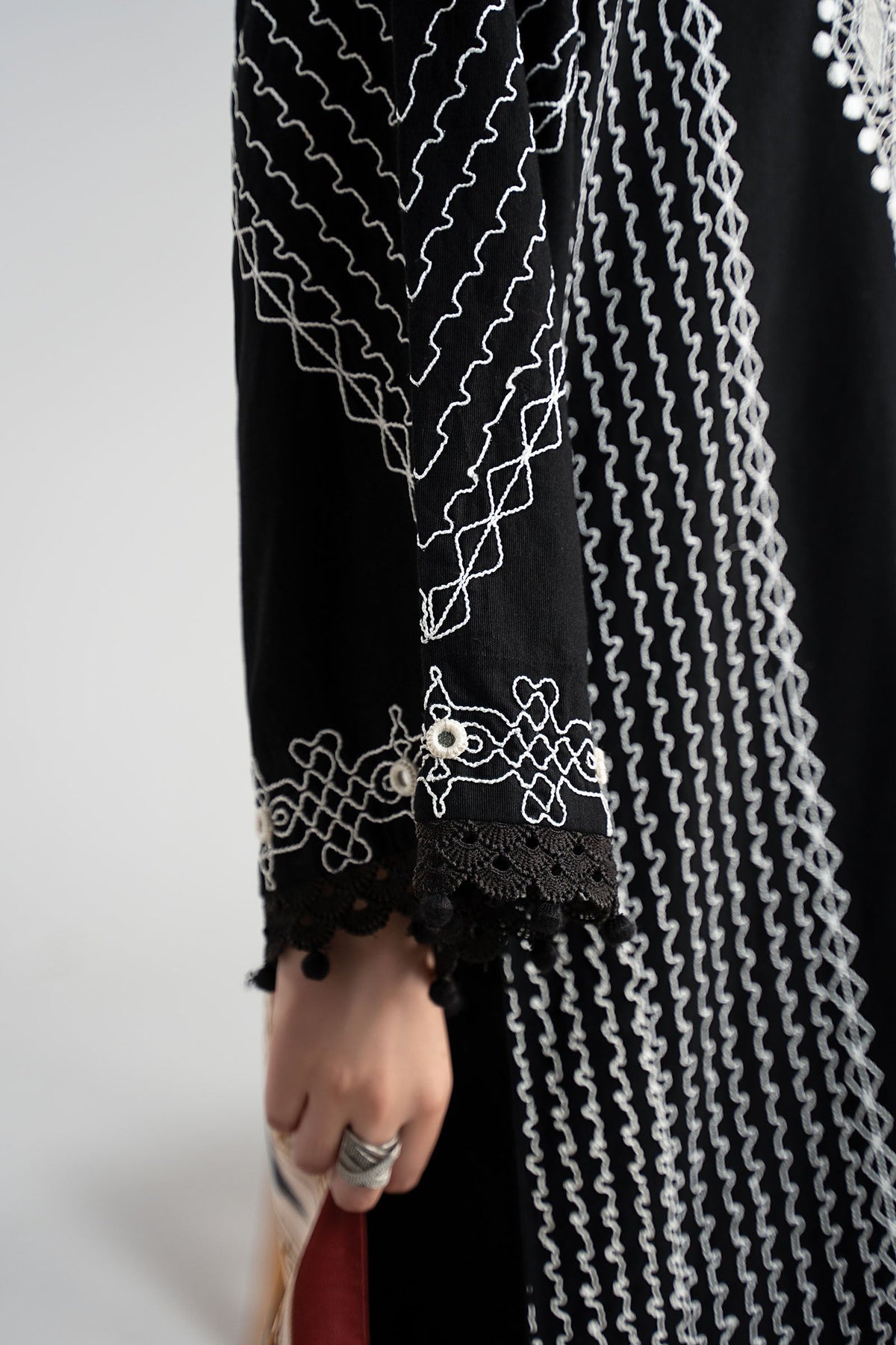 Maria B | Luxury Winter Pret 25 | DW-W25-51-Black, image 8
