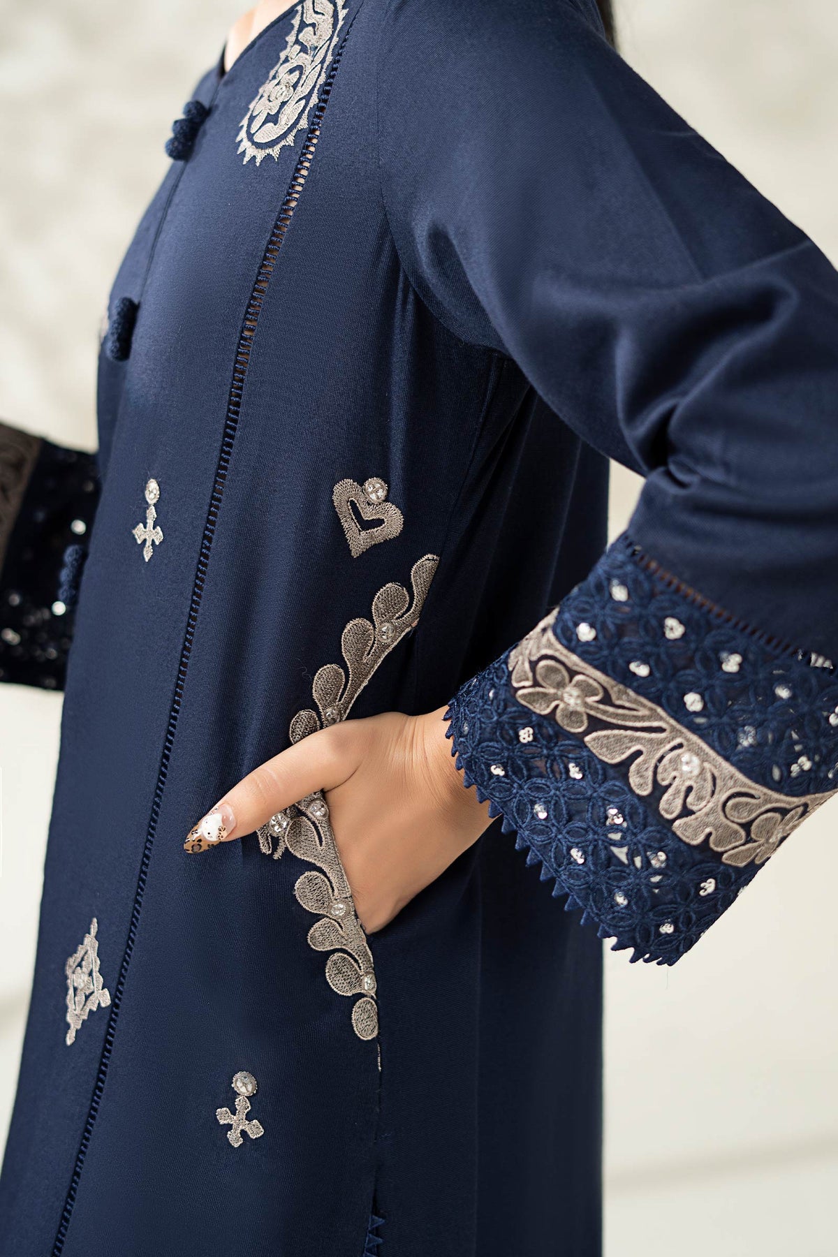 Maria B | Luxury Winter Pret 25 | DW-W25-54-Blue, image 8
