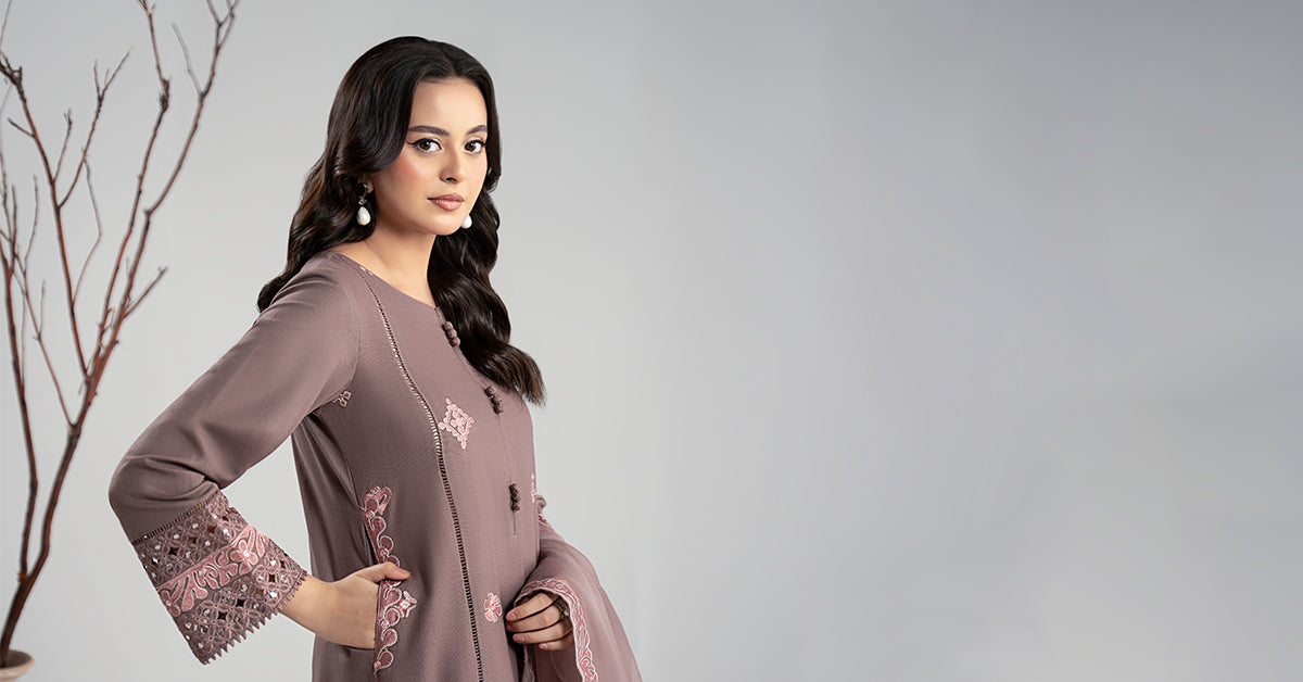 Maria B | Luxury Winter Pret 25 | DW-W25-54-Peachy Pink, image 7