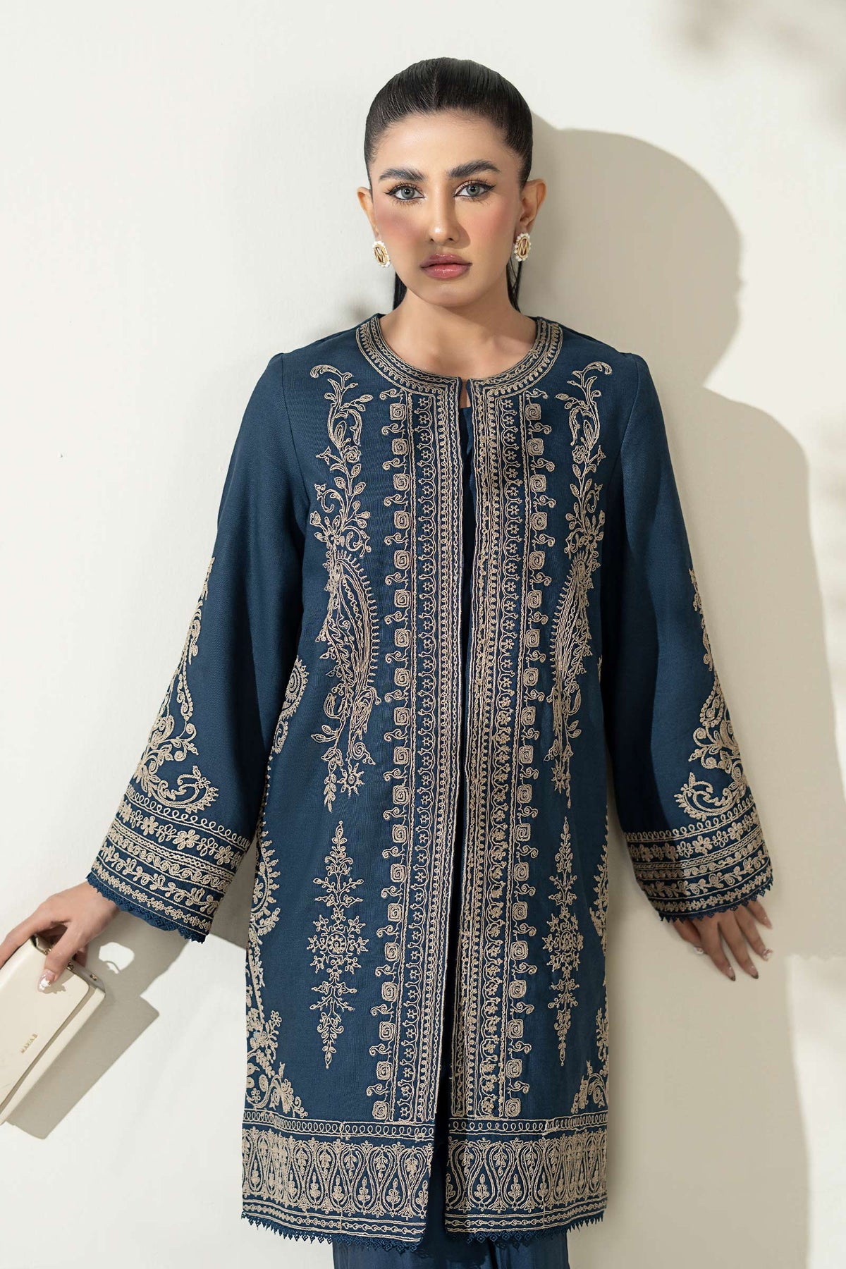 Maria B | Pre Fall Dresses | 3 Piece Embroidered Khaddar Suit ZA, image 4