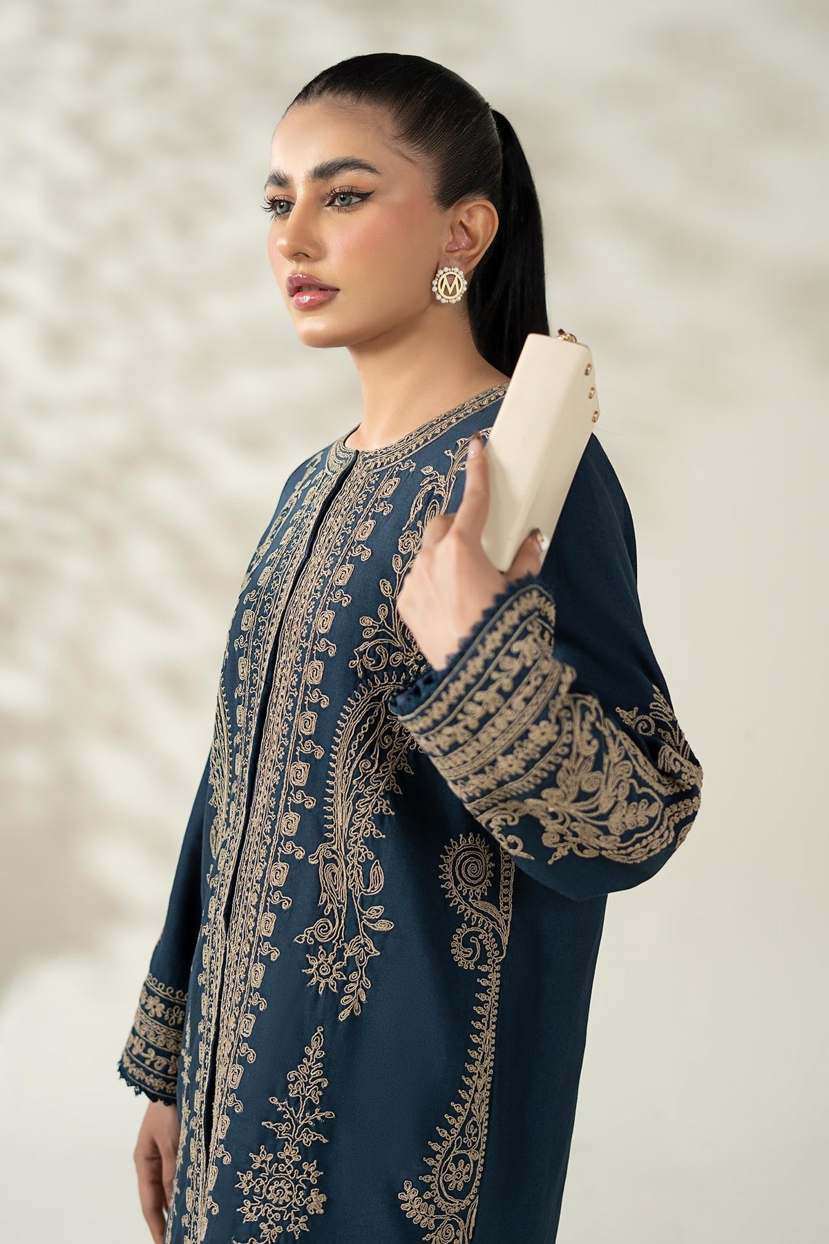 Maria B | Luxury Winter Pret 25 | DW-W25-58-Blue, image 5